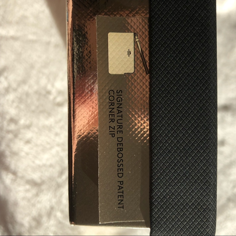 🔥NEW🔥 Coach  corner zip wristlet - Picture 5 of 7